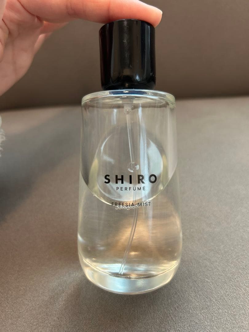 SHIRO フリージアミスト　オードパルファン