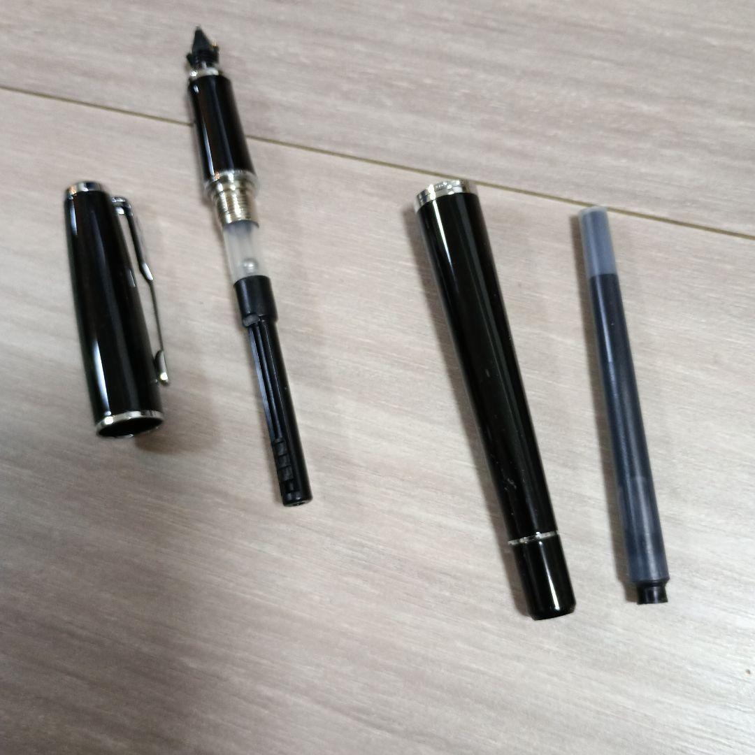 PARKER 万年筆 アーバンブラックキャブ レザーケース付き