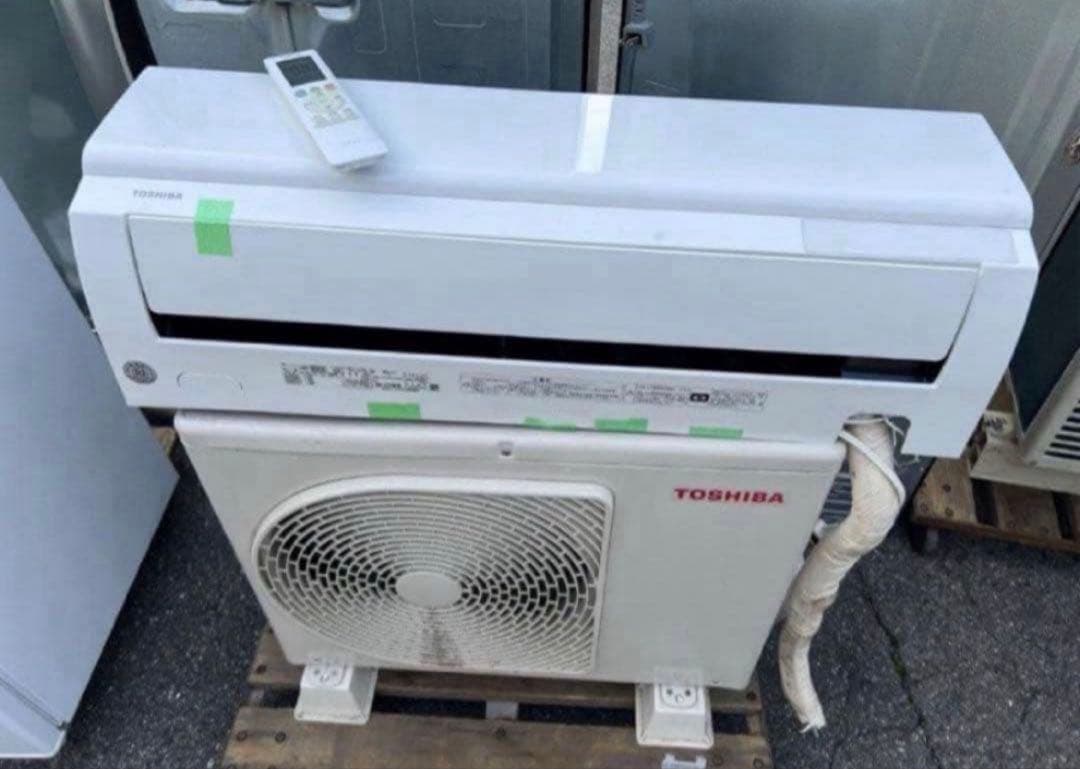 【高年式】2020年式 2.2kw 東芝 エアコン RAS-G221M (W)
