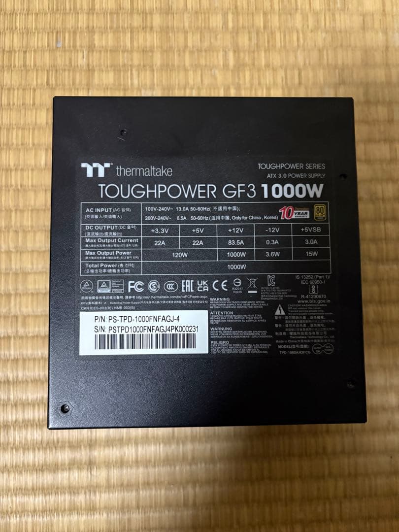 電源ユニット thermaltake TOUGHPOWER GF3 1000W