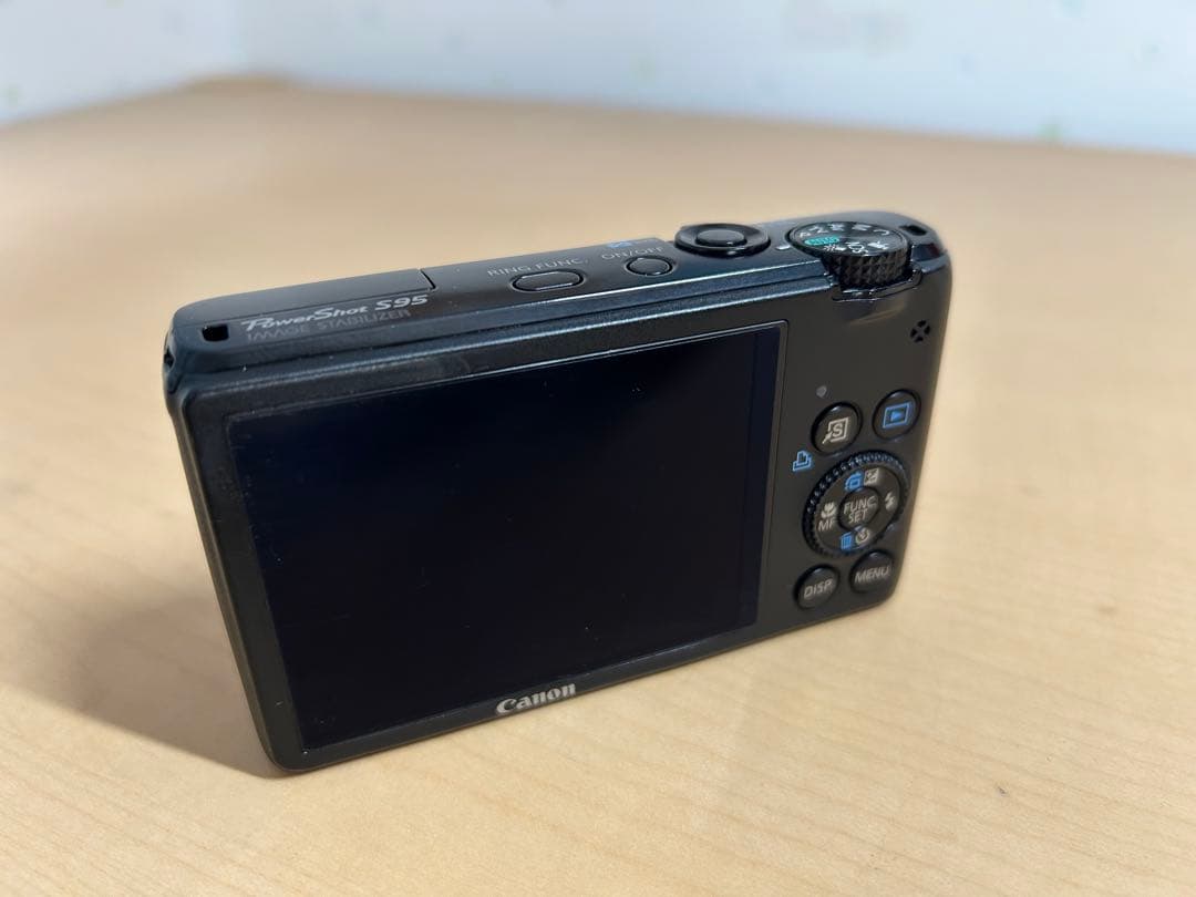 Canon コンパクトデジタルカメラ 2台 バッテリーチャージャー付き