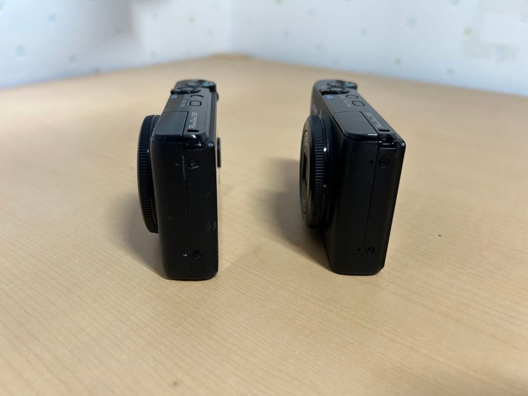 Canon コンパクトデジタルカメラ 2台 バッテリーチャージャー付き