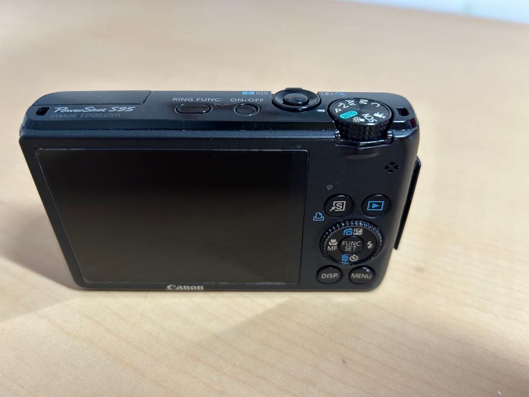 Canon コンパクトデジタルカメラ 2台 バッテリーチャージャー付き