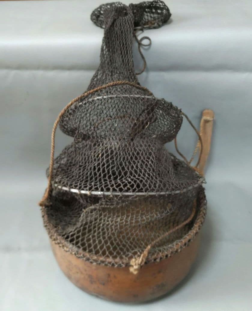 レトロ　魚取り魚籠