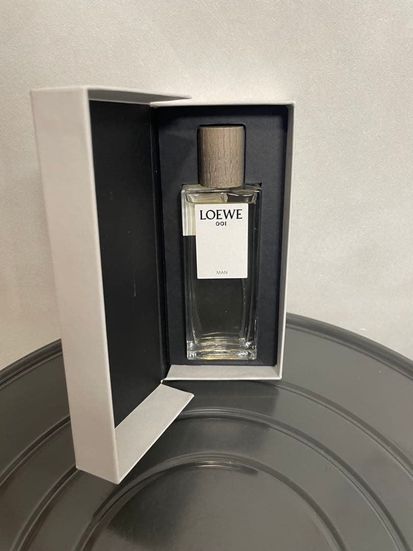 ★LOEWE ロエベ　オードゥパルファン　ロエベ 001 マン　50ml