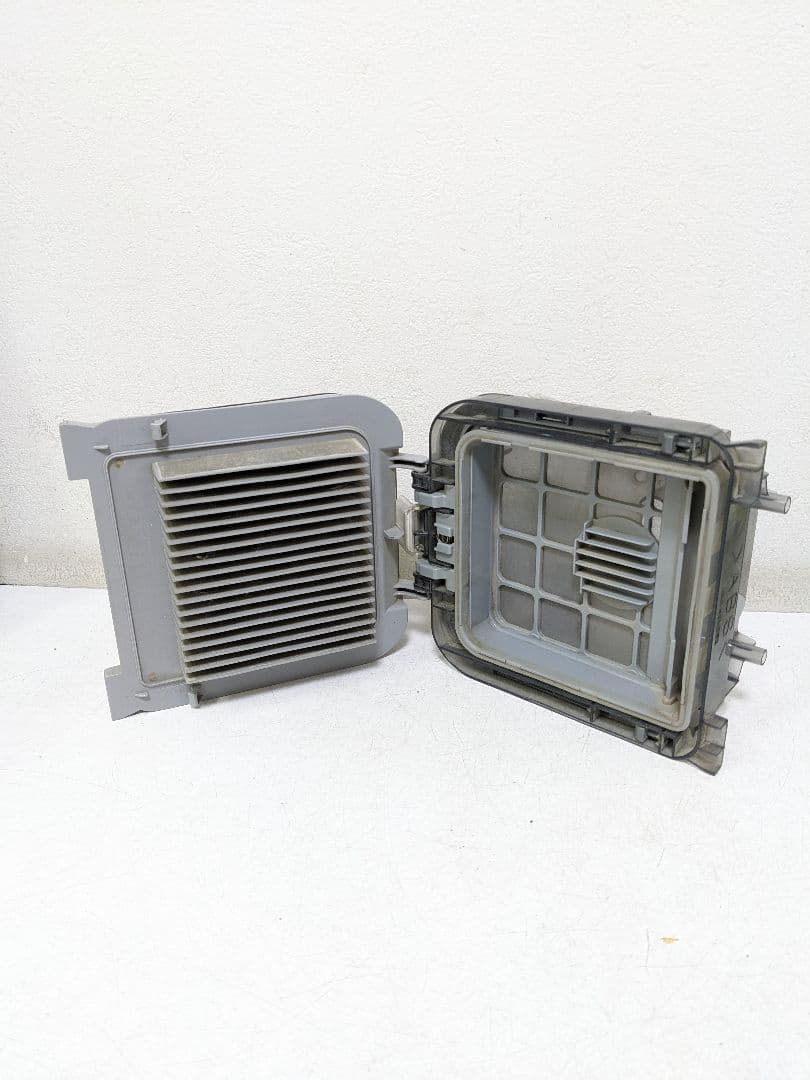 パナソニック MC-JS110W-S サイクロン式掃除機 2011年製 ヘッド無