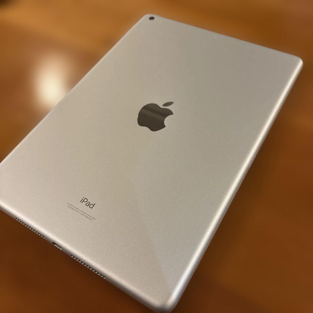 iPad 64GB 第9世代 Wi-Fiモデル　使用1年のみ