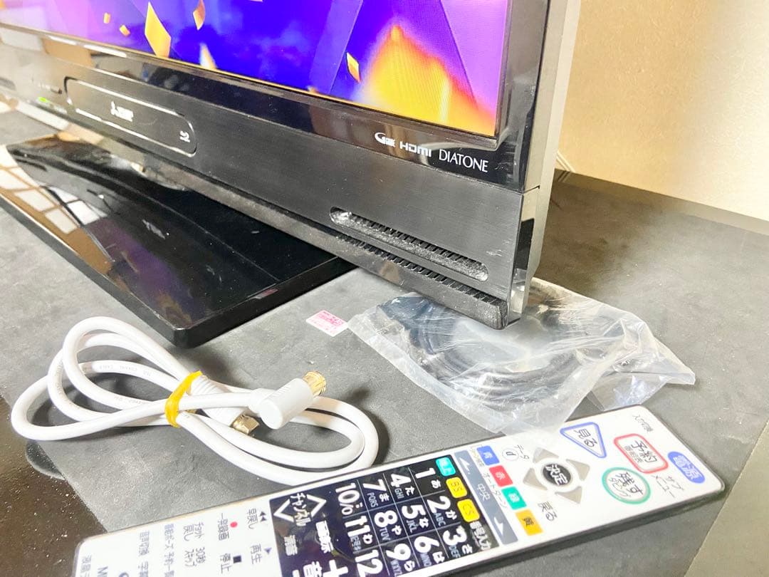 優待価格】三菱 REAL LCD 32V型｜ブルーレイ&HDD内蔵｜純正リモコン