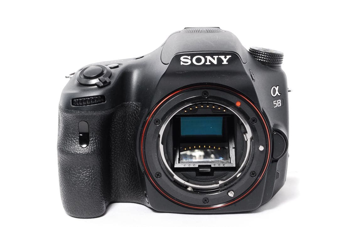 ショット数僅か◆SONY α58◆一眼レフカメラ◆標準＆超望遠レンズ◆すぐ使える