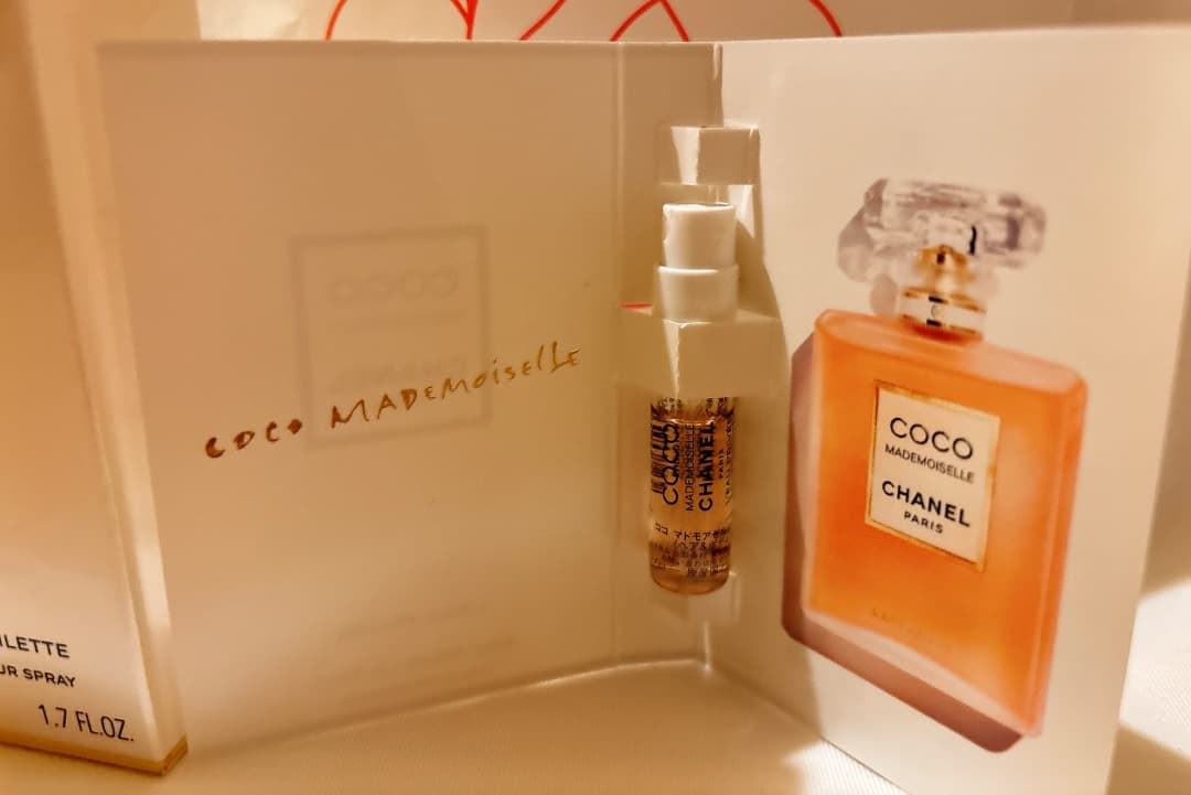 【新品同様】シャネル ココ マドモアゼル 50ml 正規品 おまけ付