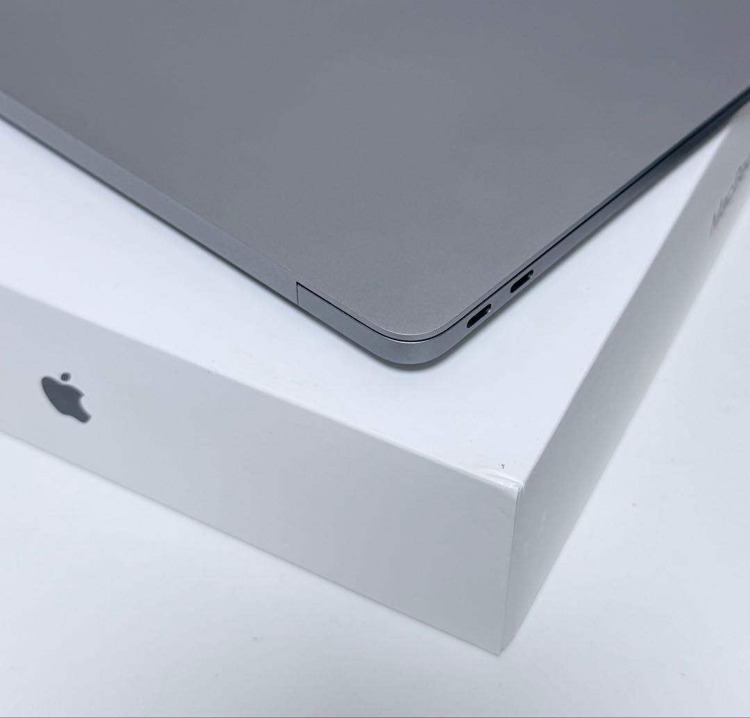 MacBook Air i5 13インチ16GB 512GB 2020