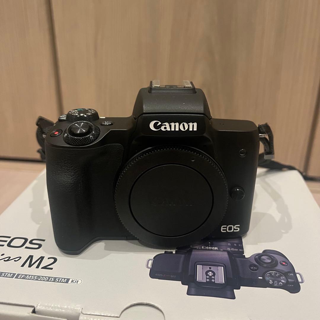 Canon EOS Kiss M2 ダブルズームレンズキット