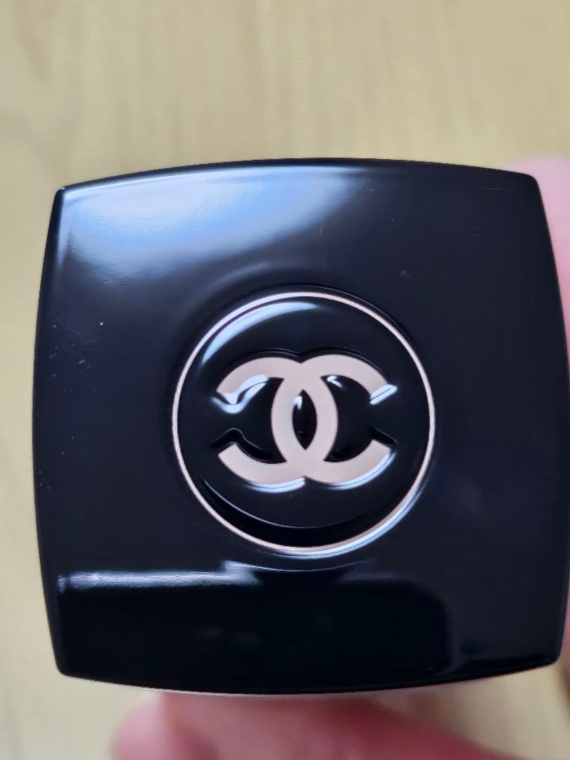 CHANEL LES BEIGES リキッドファンデーション ライト 30ml