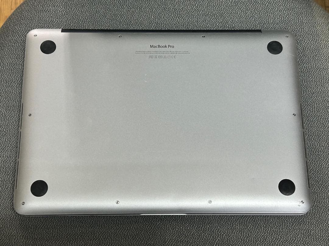 MacBook Pro (Retina 13 Early 2015) 若干訳あり