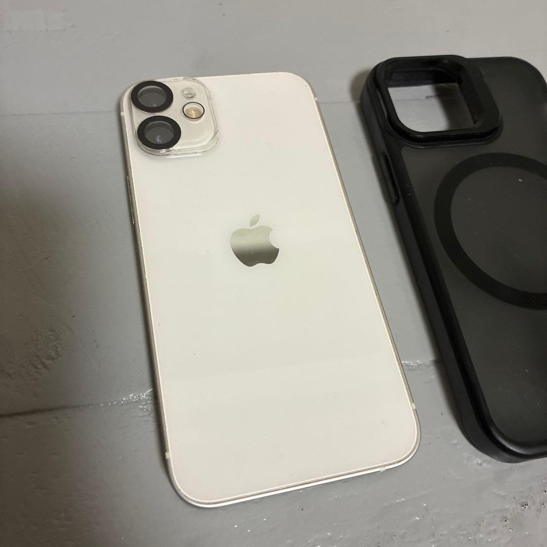 Apple iPhone 12mini ホワイト 本体とケース