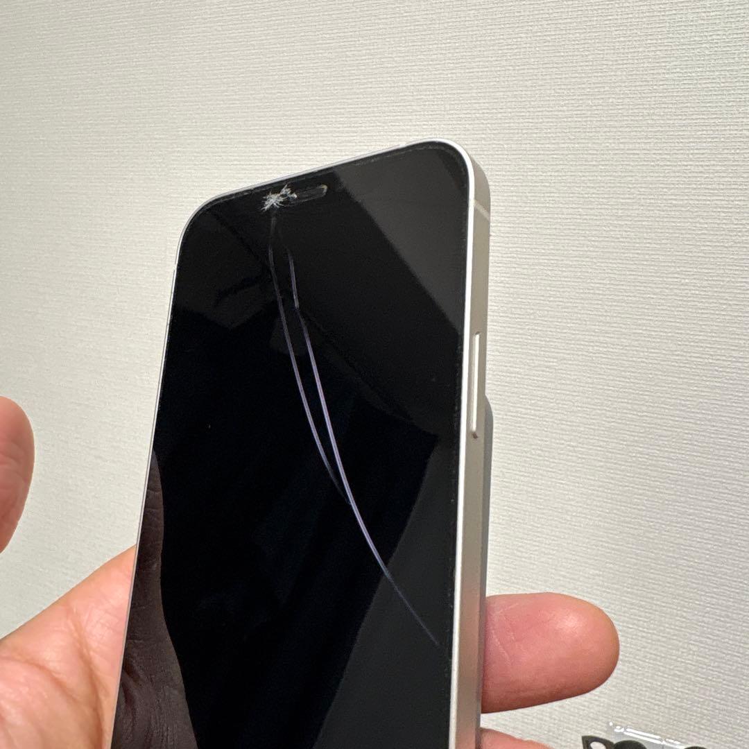 Apple iPhone 12 64GB ホワイト 本体