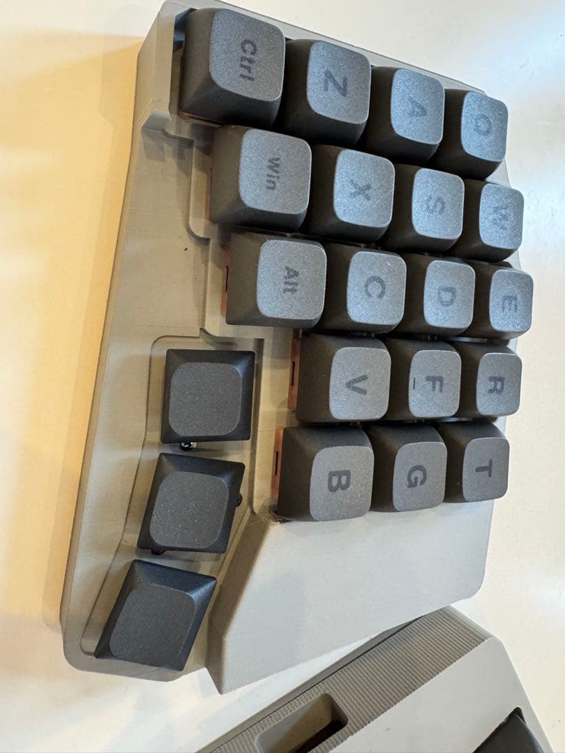 【新品】keyball39 互換品　グレー　刻印ありキーキャップ　動作確認済