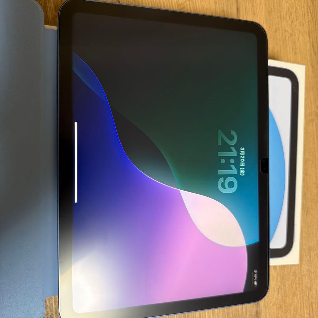 iPad (A16)(2025年)256GB ブルー　本体＋カバー