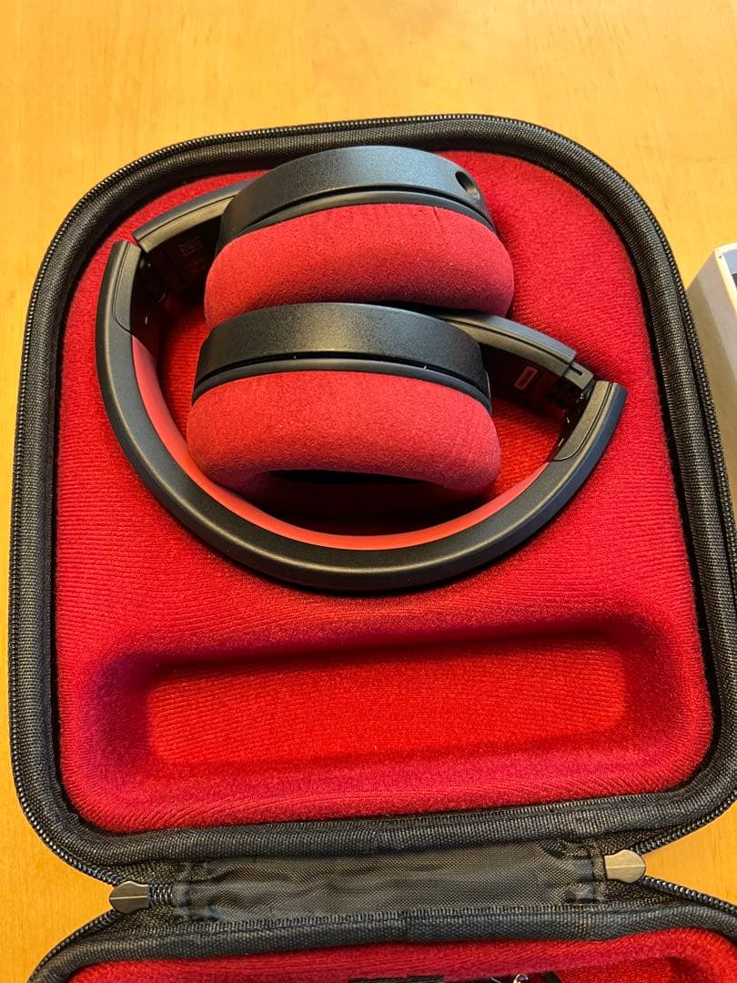 FOCAL Listen Professional 密閉型ヘッドホン