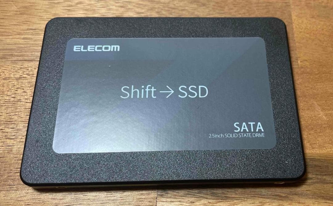 ELECOM 2.5インチ SATA SSD 960GB 使用時間1383時間