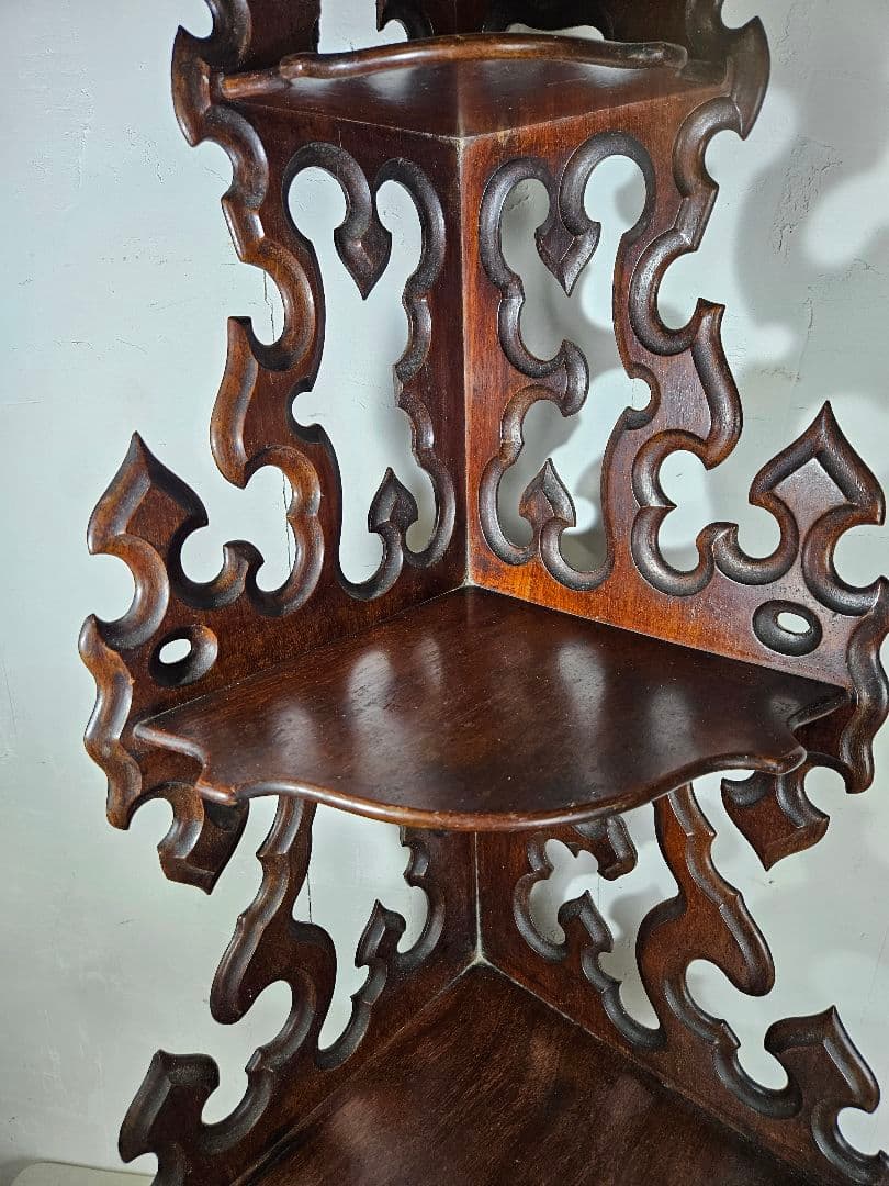 France antique 木製のウォールシェルフ ネオゴシック様式 3段