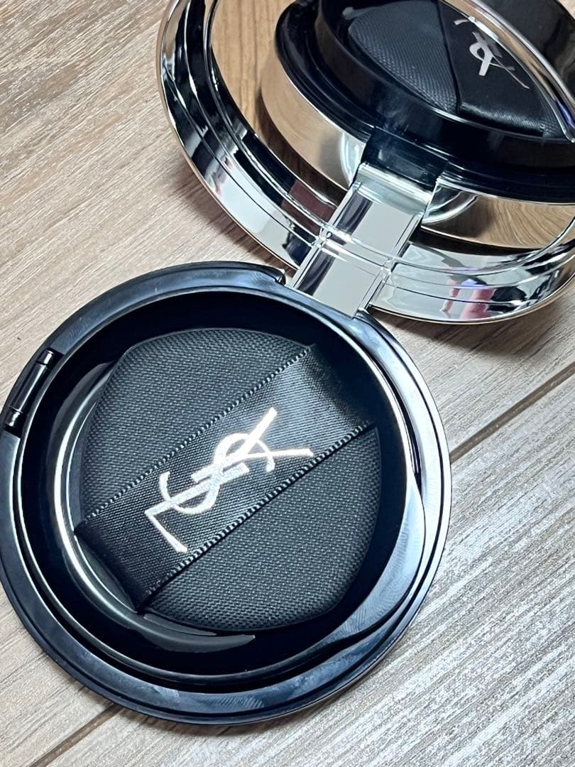 YSL イヴサンローラン　オールアワーズ ブラークッション