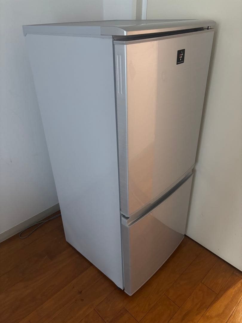 冷蔵庫 シャープ プラズマクラスター １３５L