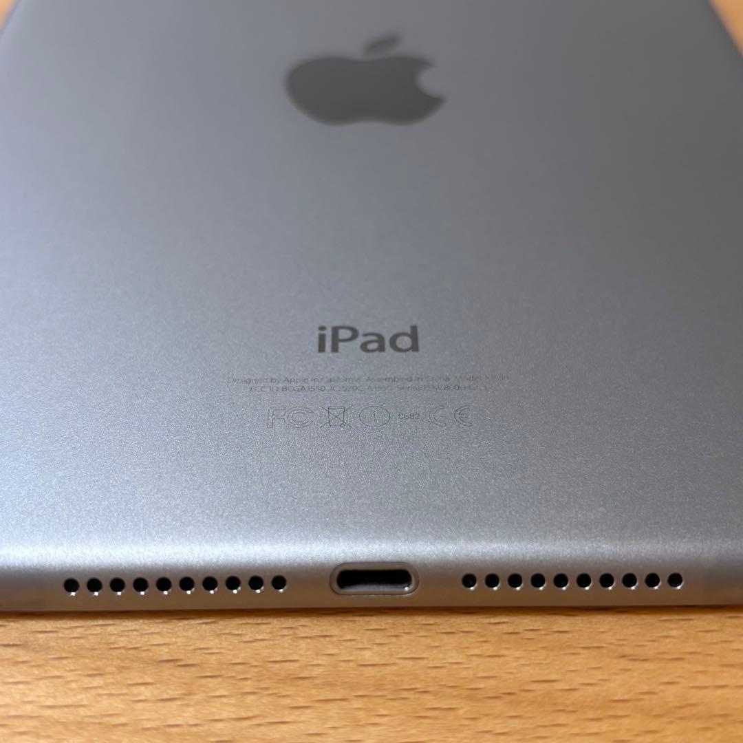 iPad mini 4（第4世代）