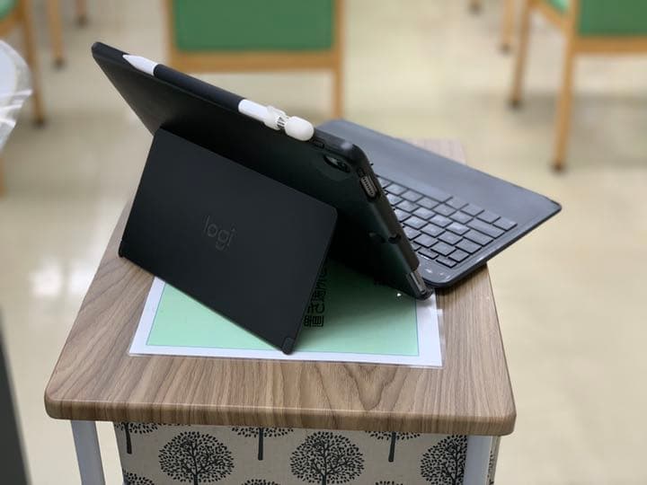 iPad Pro 10.5インチ　スマートキーボードApple Pencil付き