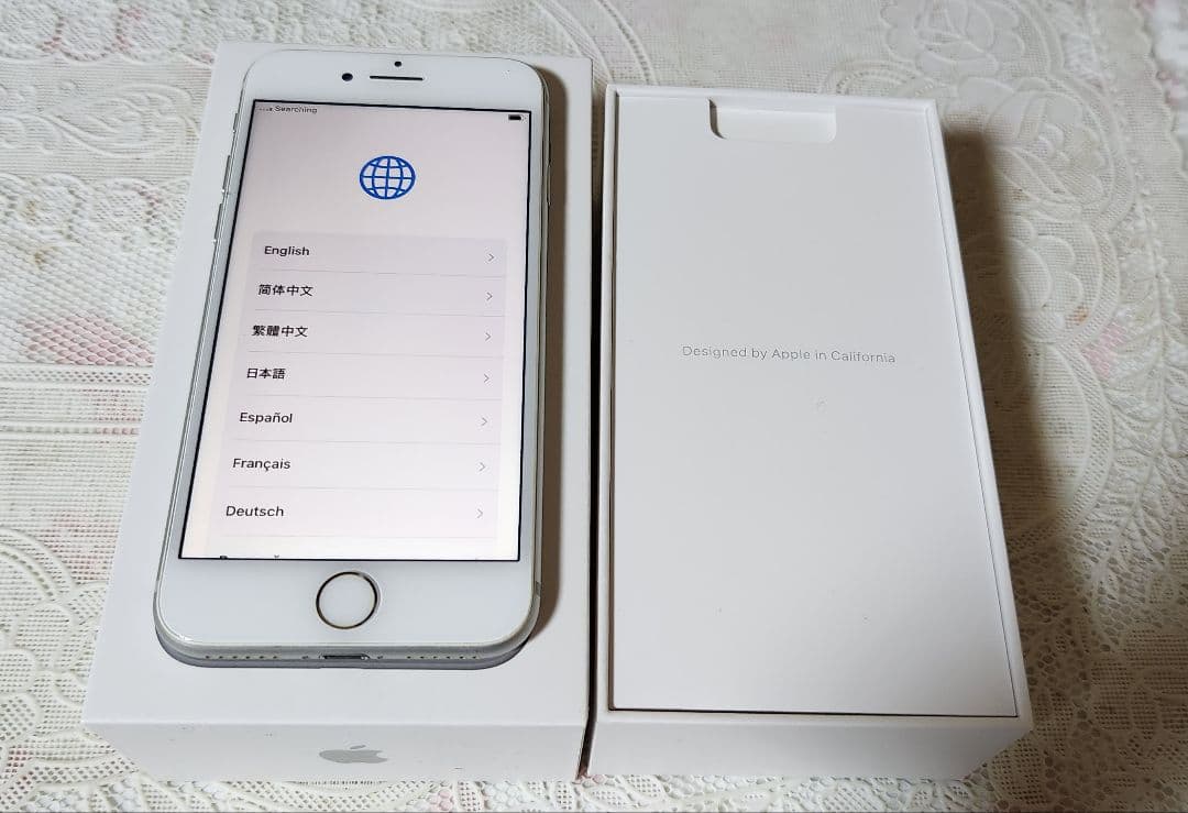 スマートフォン本体 iPhone 7 with box and charger
