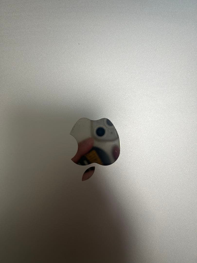 Apple MacBook 充電器付き