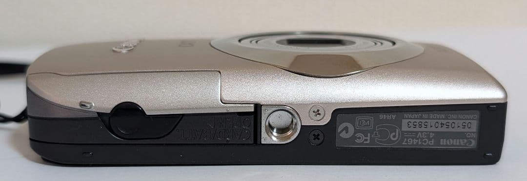 Canon IXY10S コンパクトデジタルカメラ