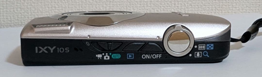 Canon IXY10S コンパクトデジタルカメラ