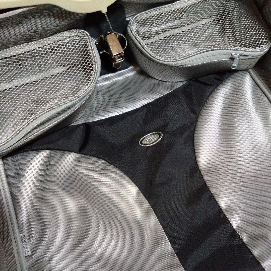 TUMI ガーメントバッグ