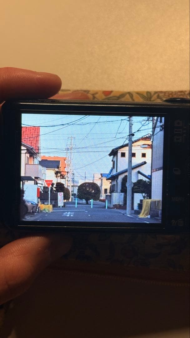 Sony Cyber-shot 16.2MP コンパクトデジタルカメラ