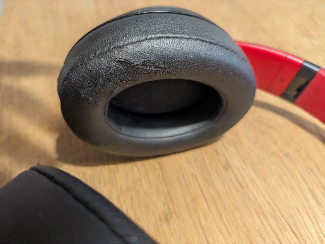 ヘッドホン Beats Studio3 Wireless black-red