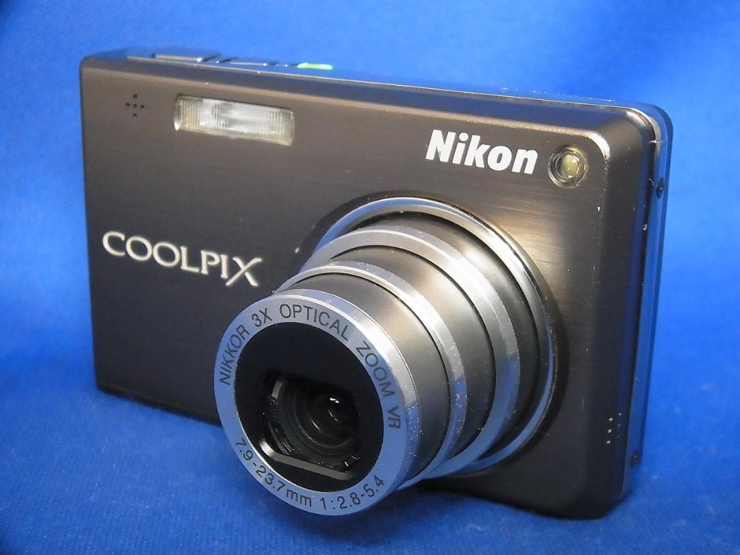 #3567 COOLPIX S700 Nikon 電池・充電器・SD