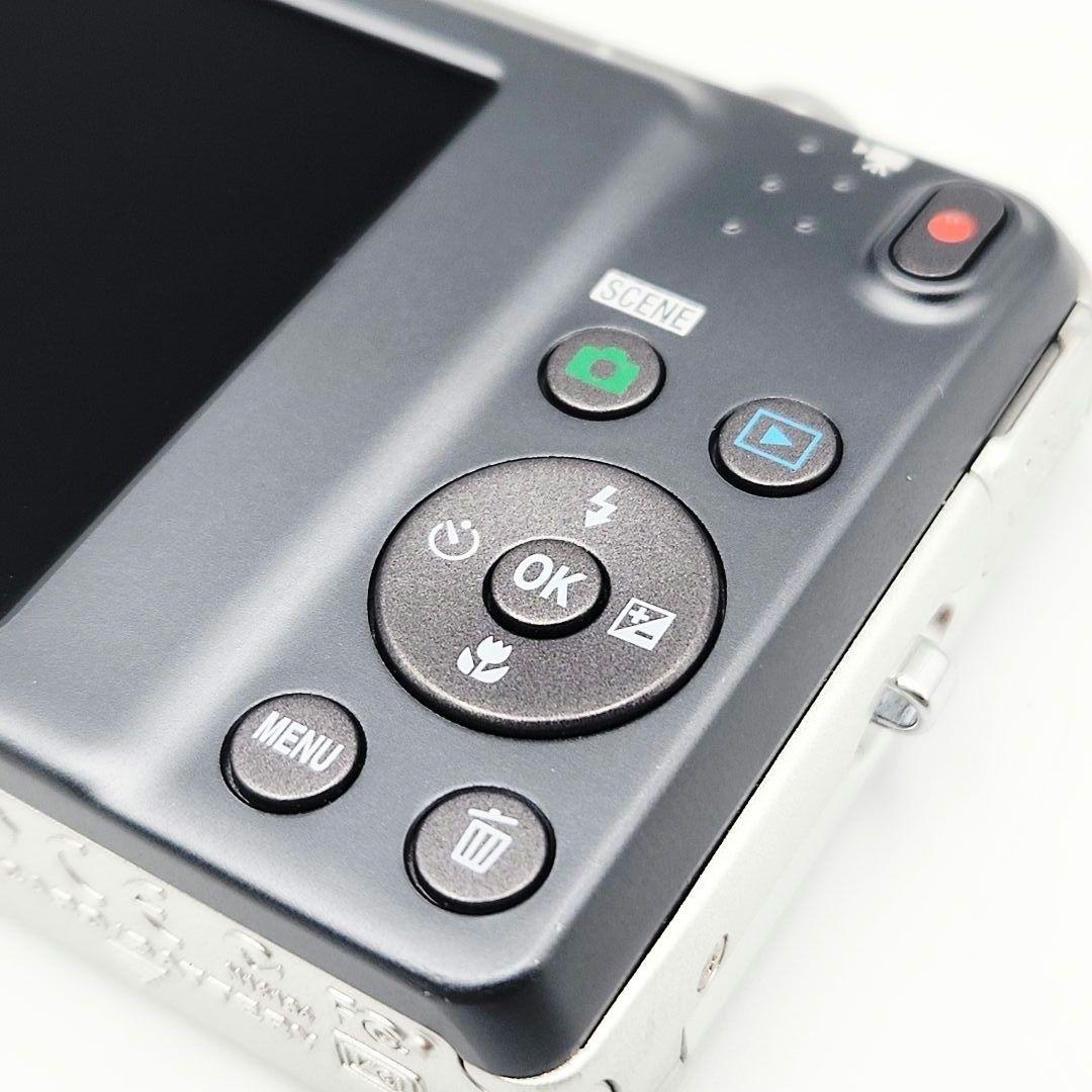 Nikon COOLPIX S3500 バッテリー、充電器付き