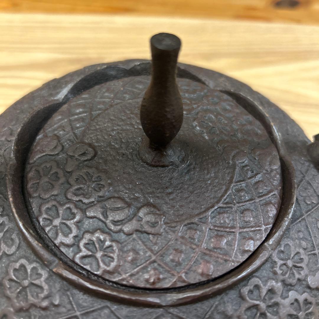 未使用　南部鉄器　佐秋鋳造所　伝統工芸士 佐藤守巨　鉄瓶　茶道具　2L 大サイズ