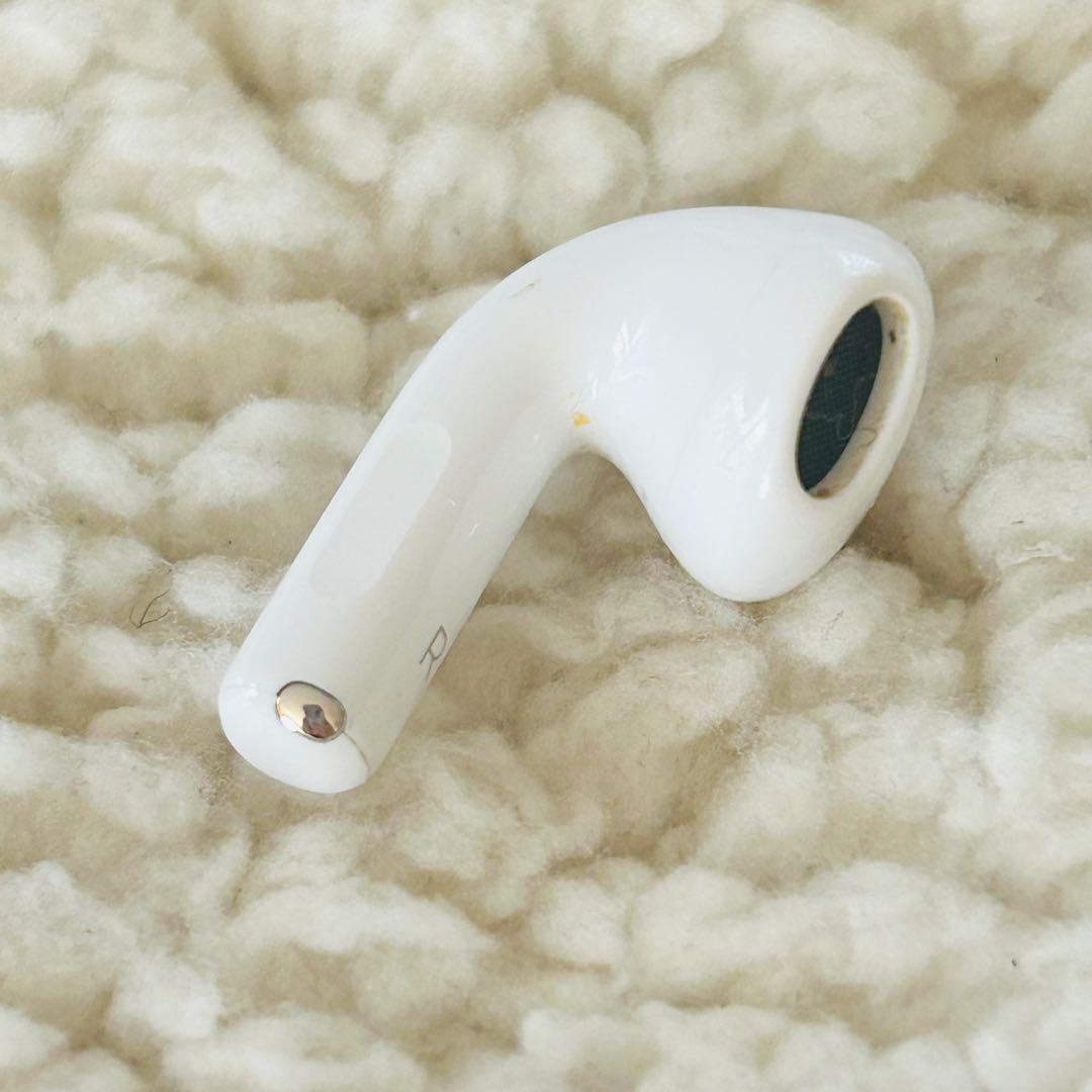 箱付き　右耳のみ　★AirPods ★2024製 本体 ホワイト 半年使用