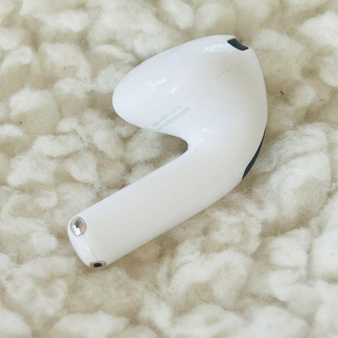 箱付き　右耳のみ　★AirPods ★2024製 本体 ホワイト 半年使用