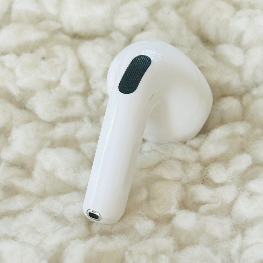 箱付き　右耳のみ　★AirPods ★2024製 本体 ホワイト 半年使用
