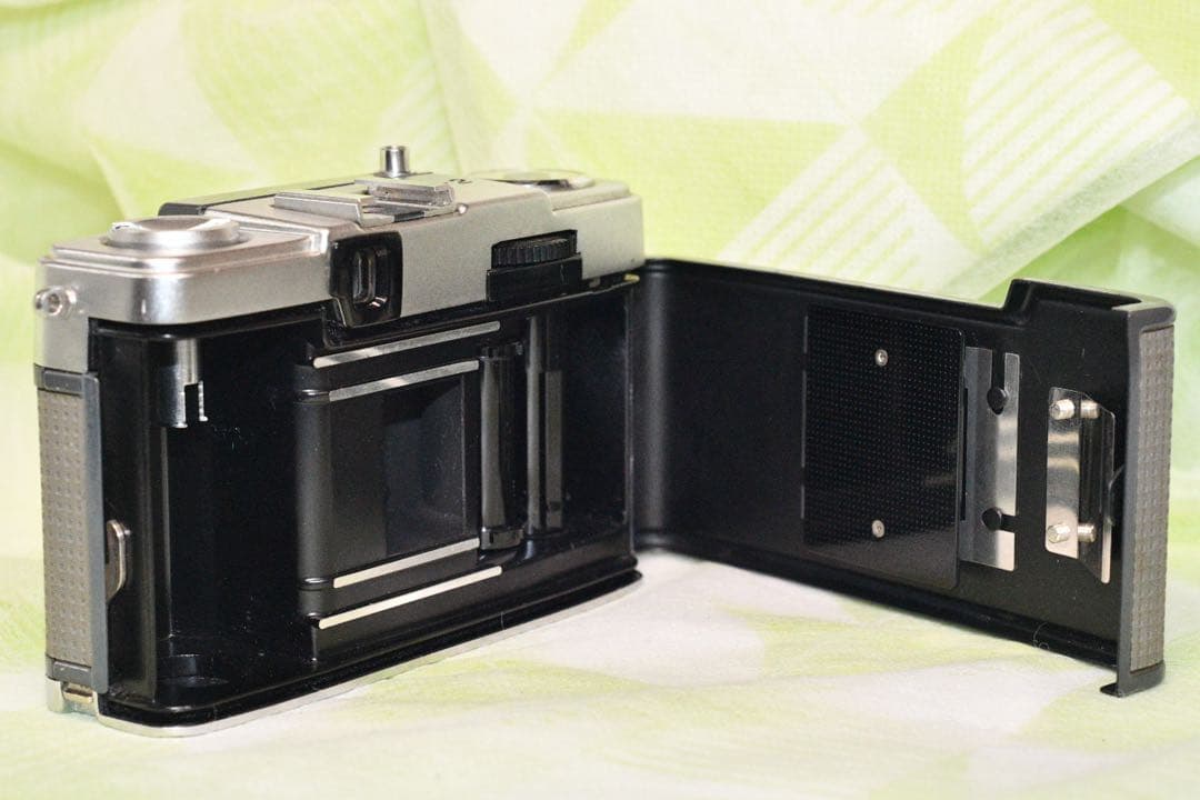 お値引き《動作品》OLYMPUS-PEN EE-2 a365