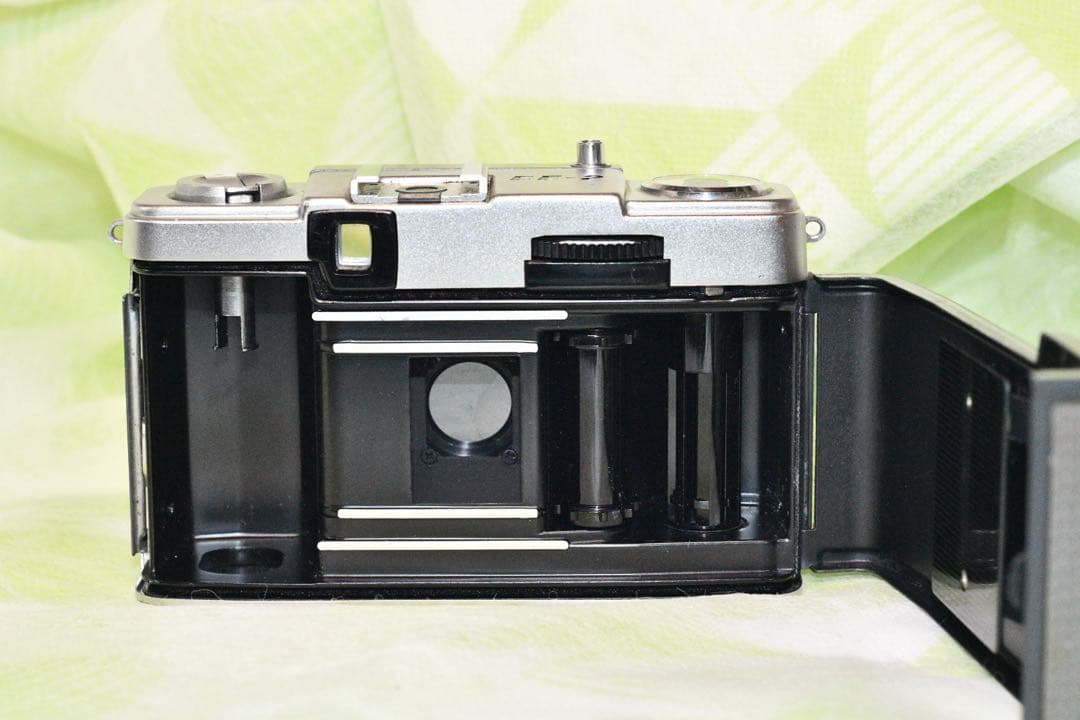お値引き《動作品》OLYMPUS-PEN EE-2 a365