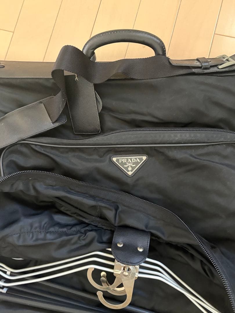 レア PRADA プラダ ガーメント 旅行バッグ ハンガー ネームタグ 錠付