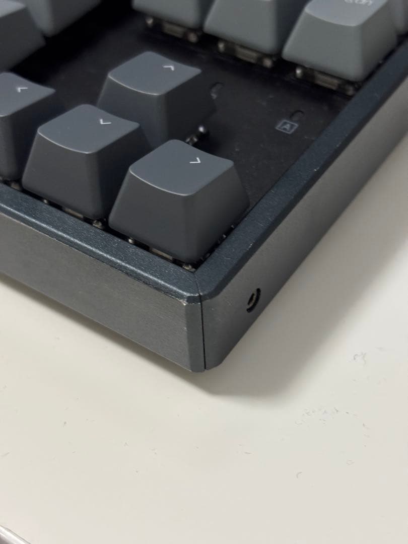 Keychron K8 ワイヤレスメカニカルキーボード（US ANSI 配列）