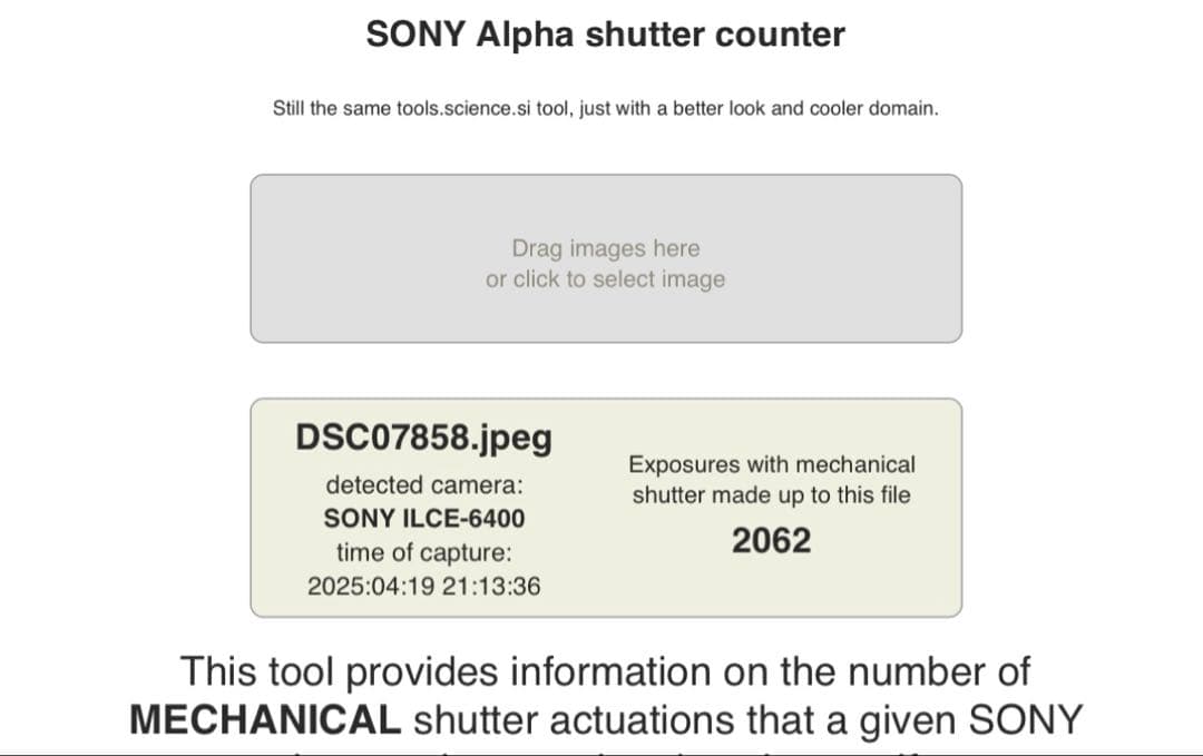 ミラーレス一眼カメラ SONY α6400 パワーズームレンズ付き 中古