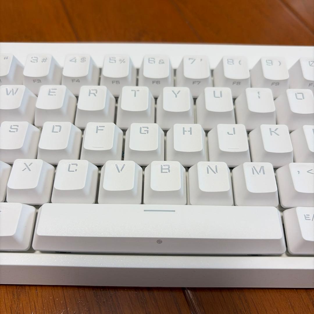 【極美品】エレコム Vcustom VK600A ホワイト ゲーミングキーボード
