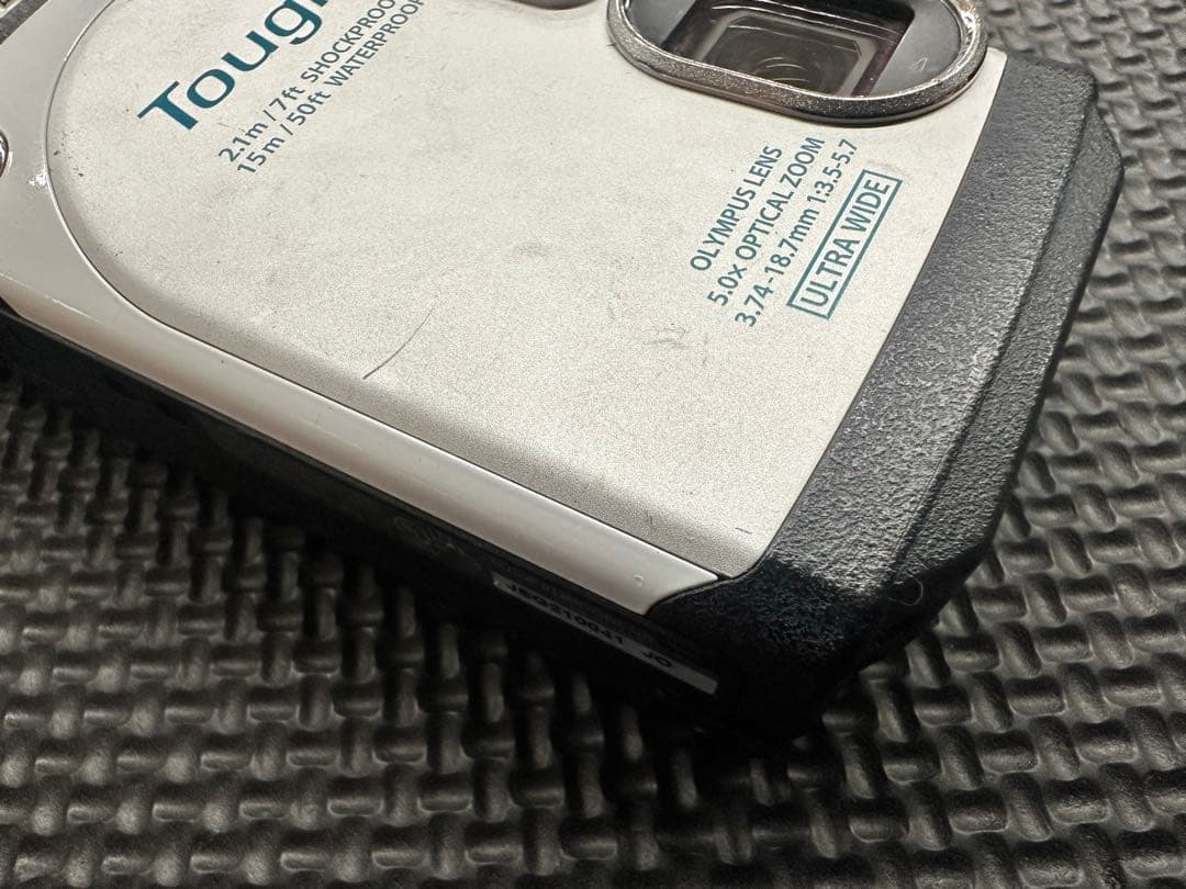 OLYMPUS オリンパス Tough TG-870 デジタルカメラ 防水