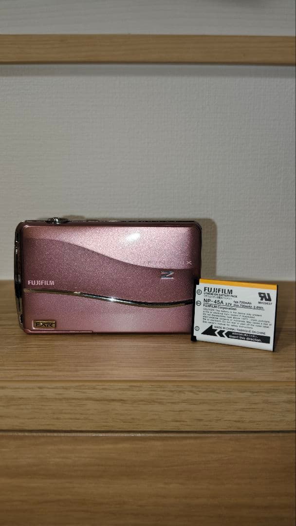 【美品】【動作確認済】 FINEPIX Z800 EXR ピンクカラー